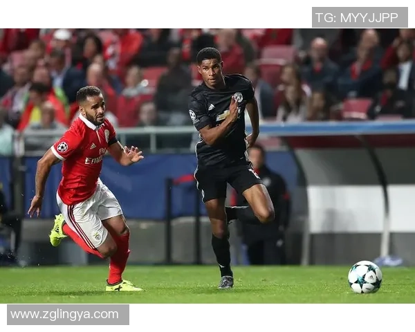 欧联杯精彩对决本菲卡绝杀里昂引爆全场激情时刻回顾