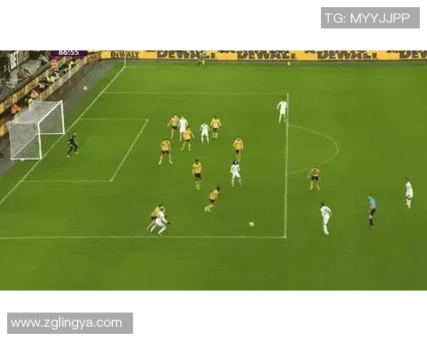 那不勒斯狂胜曼联四球帽子戏法点燃足总杯激情之夜